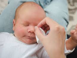 عفونت چشم نوزاد-پرستار کودک در منزل