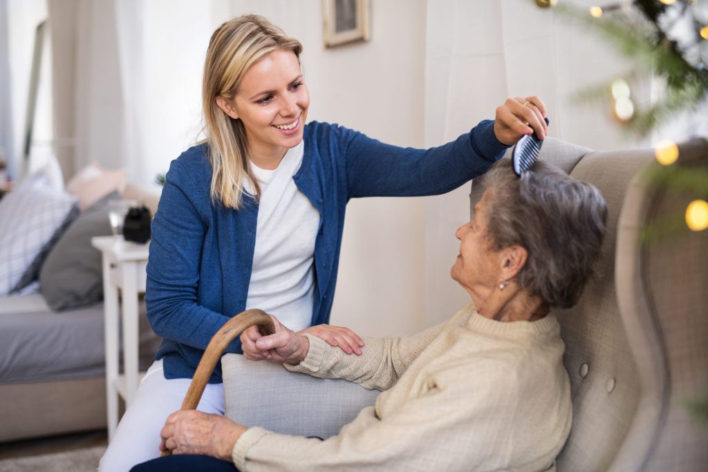 آشنایی با اصول صحیح پرستاری و مراقبت از سالمند در منزل