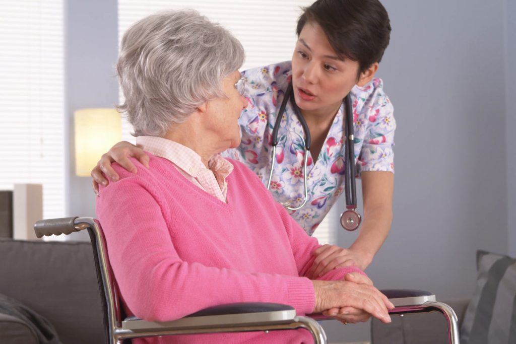 انتخاب پرستار جهت ارائه خدمات پرستاری سالمند در منزل