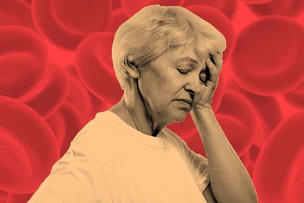 کم خونی در سالمندان که اصطلاحا به آن آنمی نیز می‌گویند از بیماری‌های شایع دوران سالمندی‌ست. 