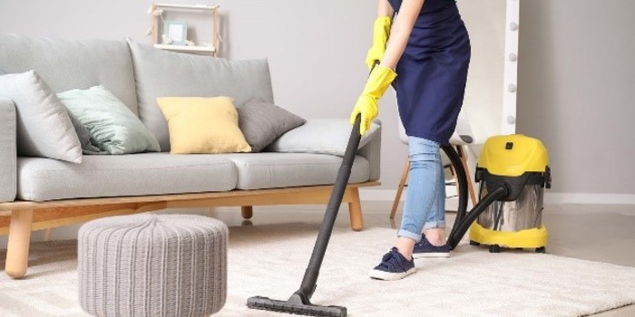 نظافت منزل مبله همانطور که از اسمش مشخص است به فرآیند نظافت منزلی که در آن ساکن هستند می‌پردازند. 