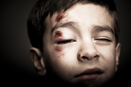 اثرات کودک آزاری و بی توجهی به کودکان و نوجوانان