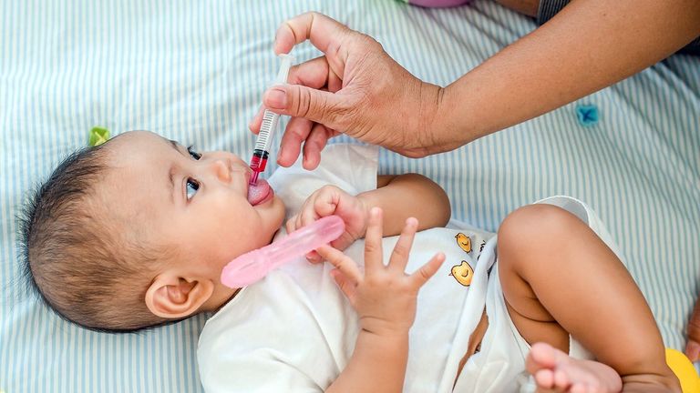 10 روش برای کاهش درد واکسیناسیون کودک