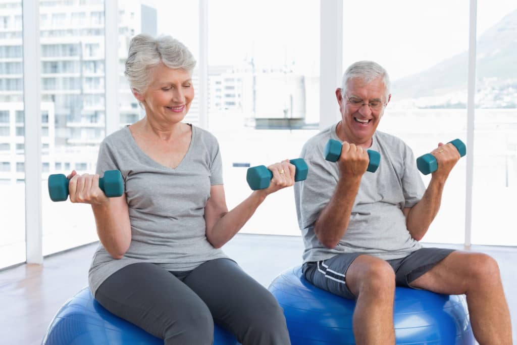 سارکوپنی در سالمندان : ورزش ها و مواد مغذی مبارزه با کاهش حجم عضلات