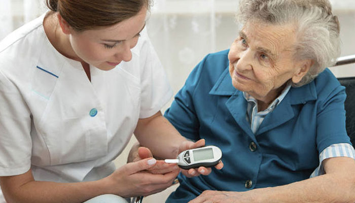 پرستار سالمند دیابتی، مراقبت از سالمندان مبتلا به دیابت