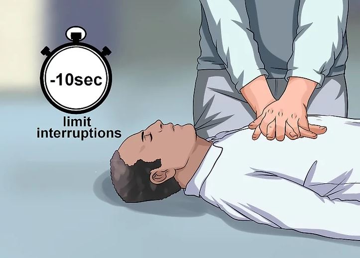 نحوه انجام CPR در بزرگسالان : احیای قلبی ریوی 12 نحوه انجام CPR در بزرگسالان : احیای قلبی ریوی