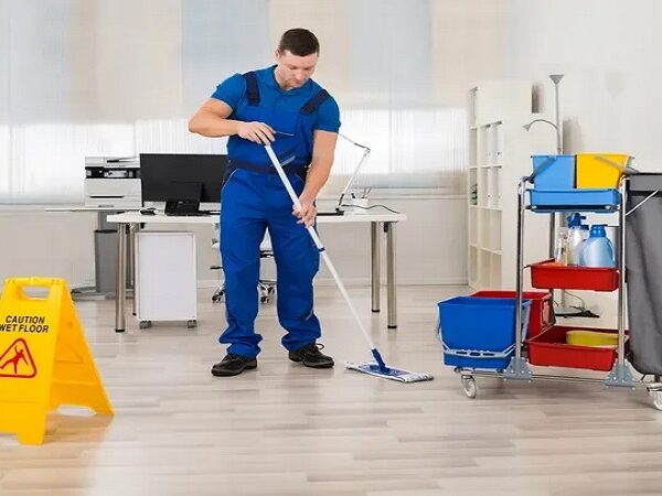 نظافتچی ساختمان باید چه مهارتی داشته باشد؟ معرفی 15 مهارت نظافتچی ساختمان